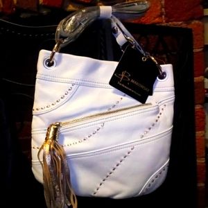 Luxury B. Makowsky White Leather Crossbody, medium size